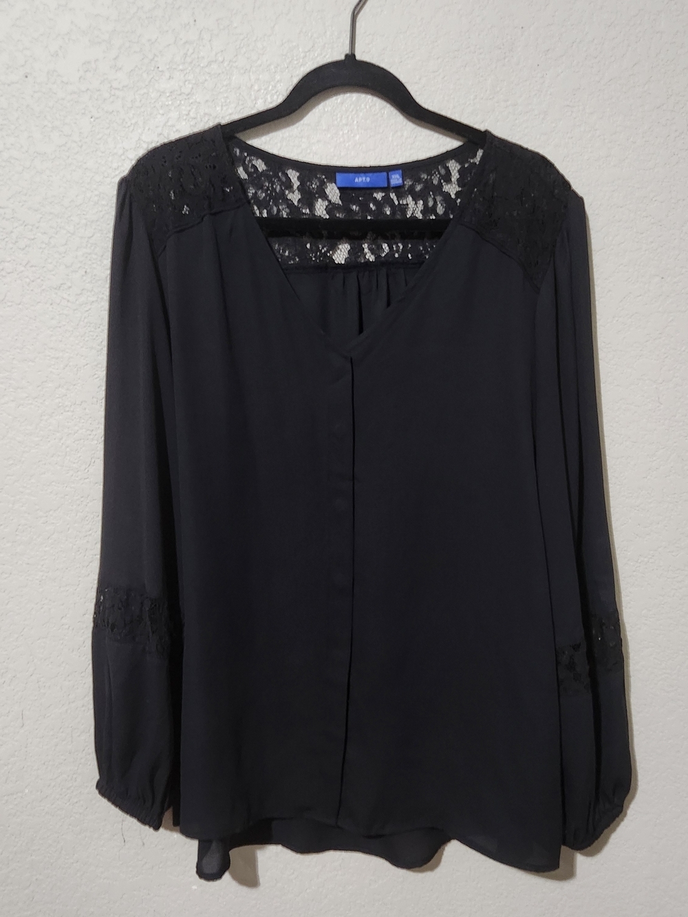 Aritzia Black Lace-Trim Long Sleeve Blouse